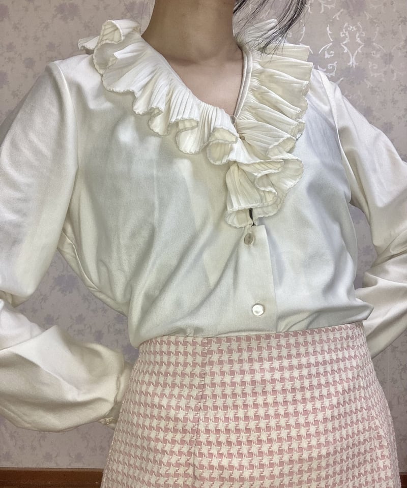 orfeo vintage ruffle collar blouse