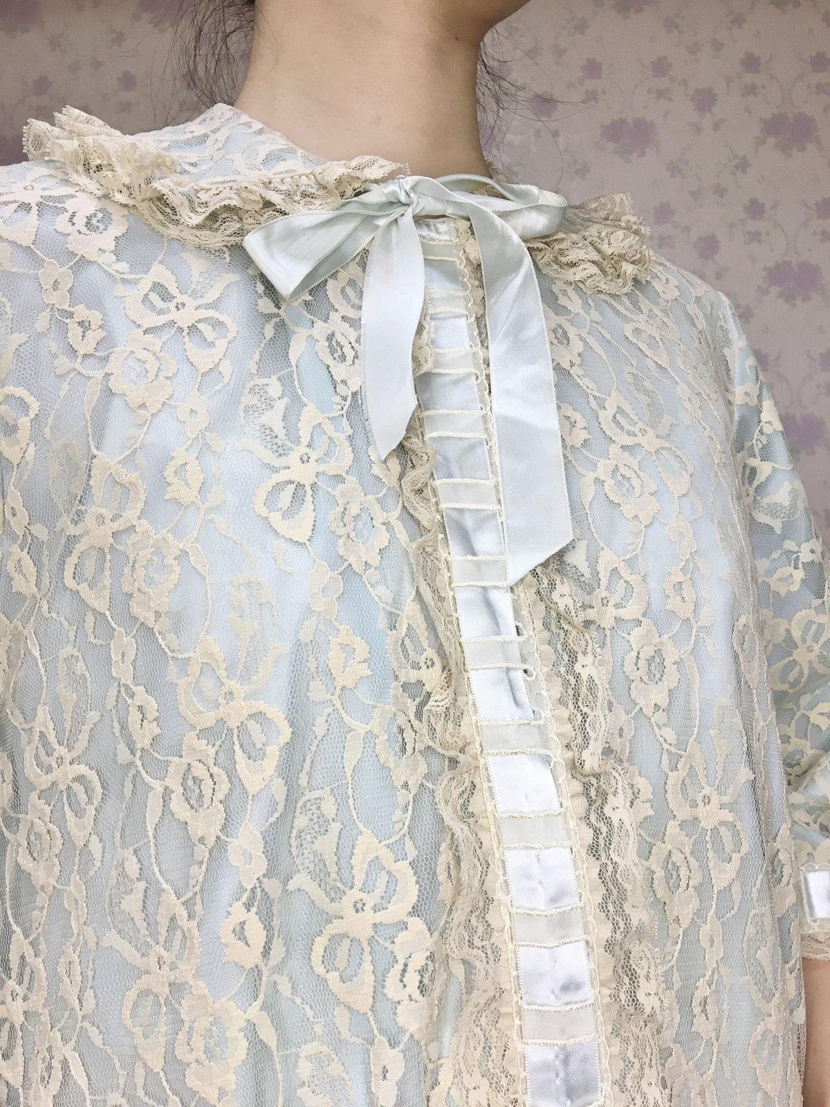 60Sヴィンテージ　Odette Barsa　ナイティガウン　レース　リボン 60s ODETTE BARSA Blue Gown | Rêverie Vintage