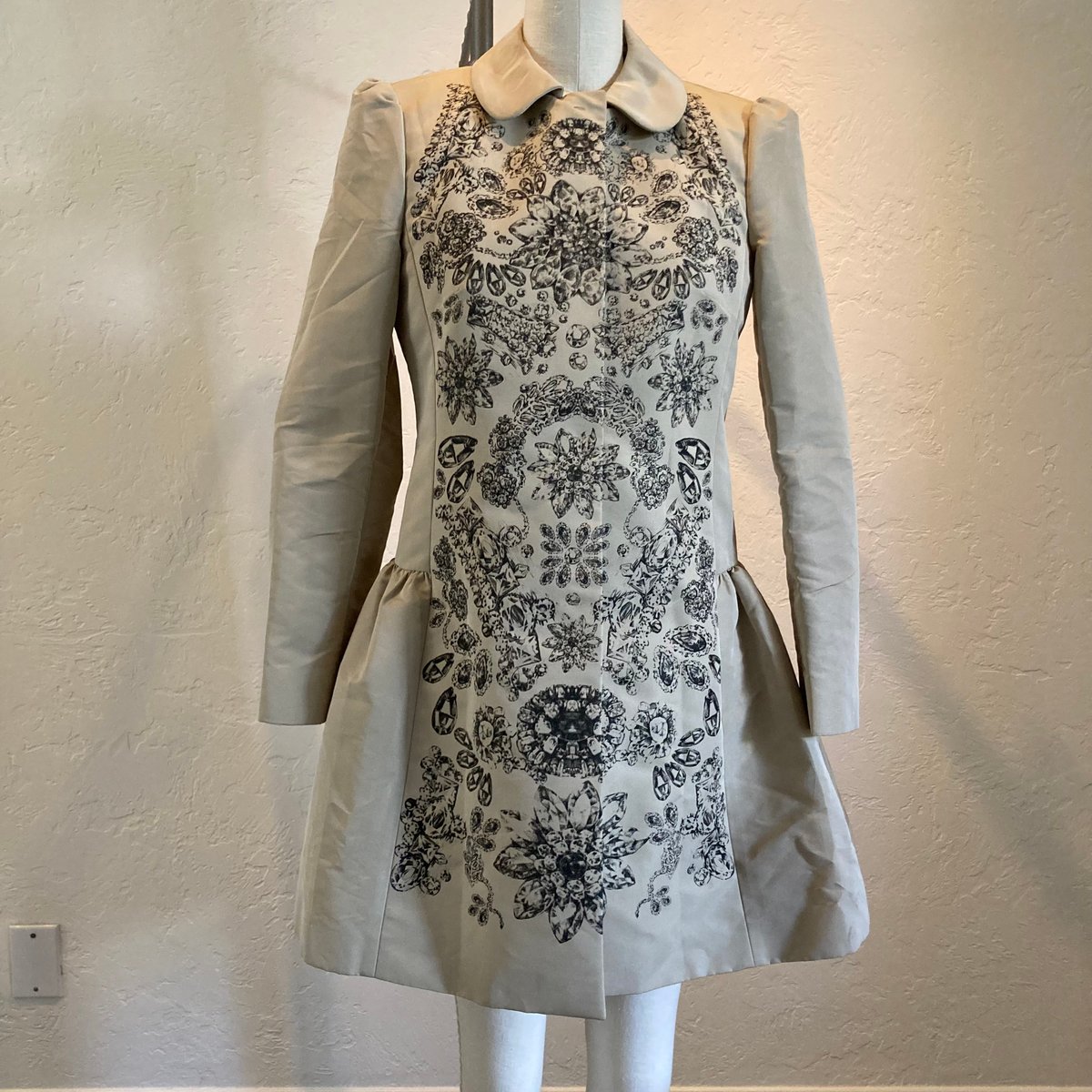 Red Valentino レインコート Vintage Red Valentino Rain Coat | Rêverie Vintage