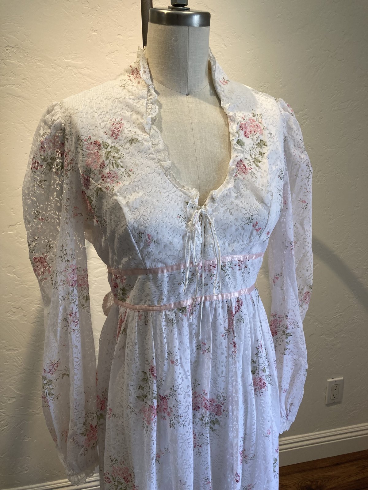 70s Floral Dress | Rêverie Vintage