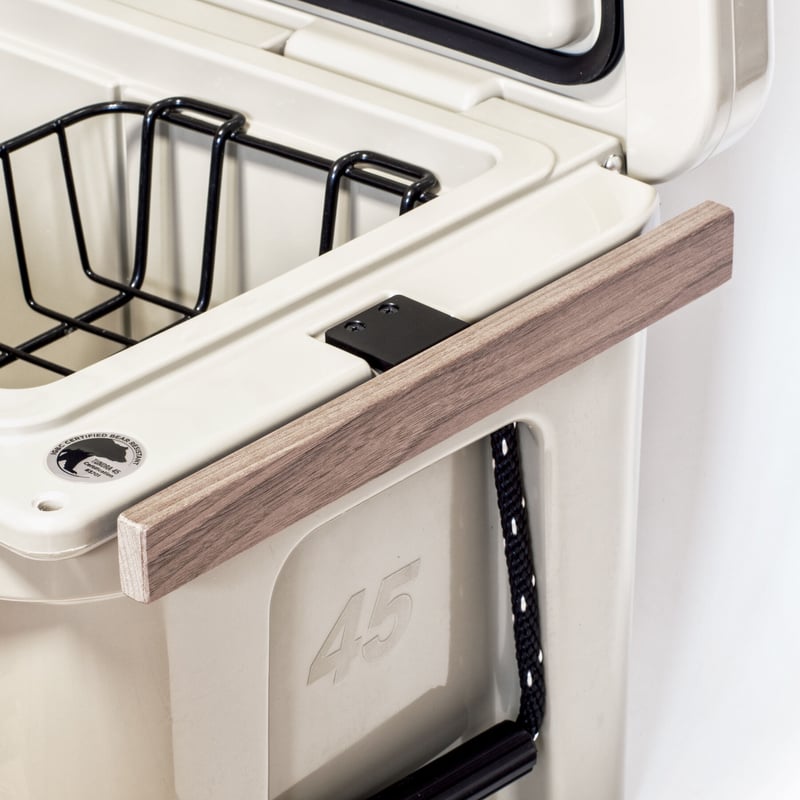 YEシリーズ「KAKERU」ウォ－ルナット / YETI クーラーボックス