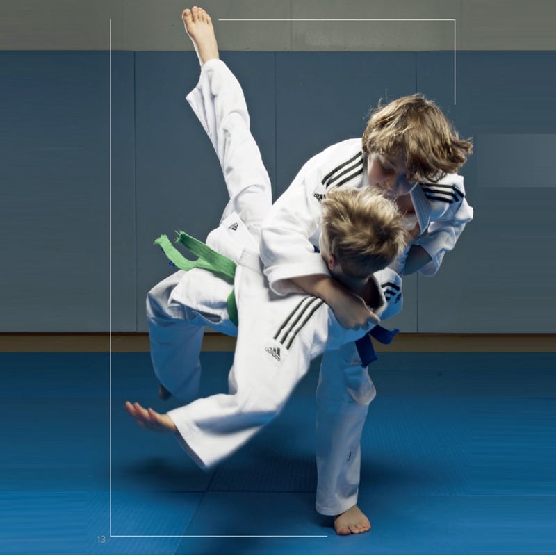 CATEGORY 柔道衣 | adidas combat sports CATEGORY 柔道衣 | adidas combat sports