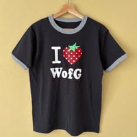 strawberry Tee Black