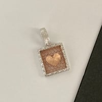Junkirenzeハニカム、ハートペンダントトップ