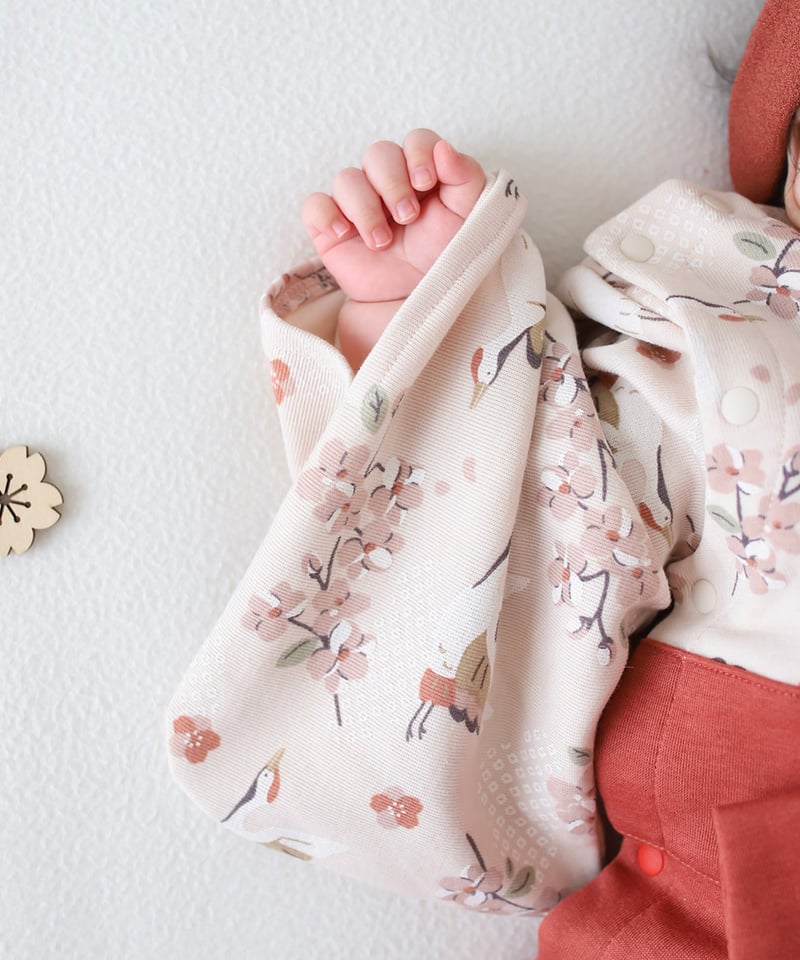 ノベルティ対象] mocmof 袴ロンパース（つる柄） 622-650001 | TAKAR