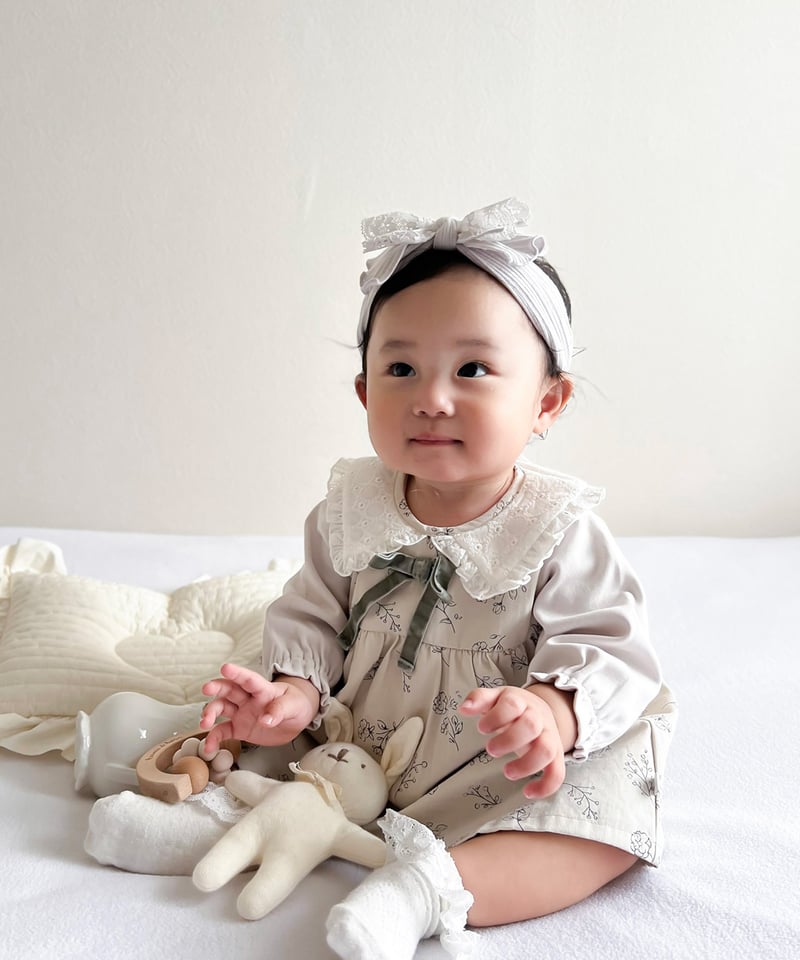 momof おめかし花柄ロンパース 622-576218 | TAKARAYA ONLINE