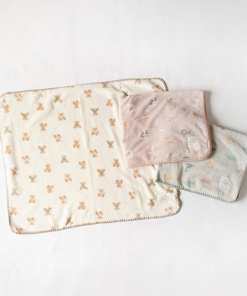 mocmof アニマル総柄3WAYブランケット 622-574241 | TAKARAYA O