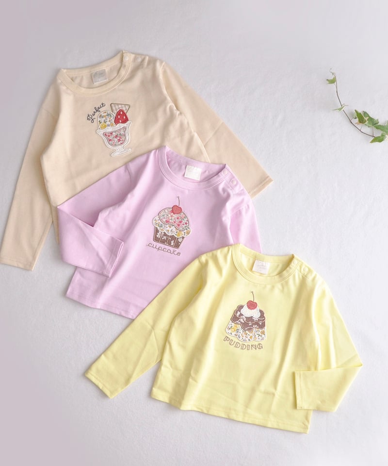 comme des garcons girl 中綿　お花　アップリケ　Tシャツ comme des garcons girl 中綿 お花 アップリケ Tシャツ comme