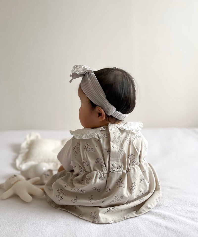 momof おめかし花柄ロンパース 622-576218 | TAKARAYA ONLINE