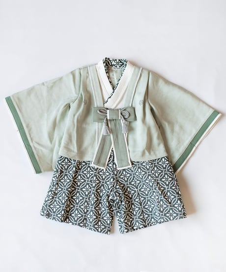 mocmof　袴ロンパース プレミアム　622-556002