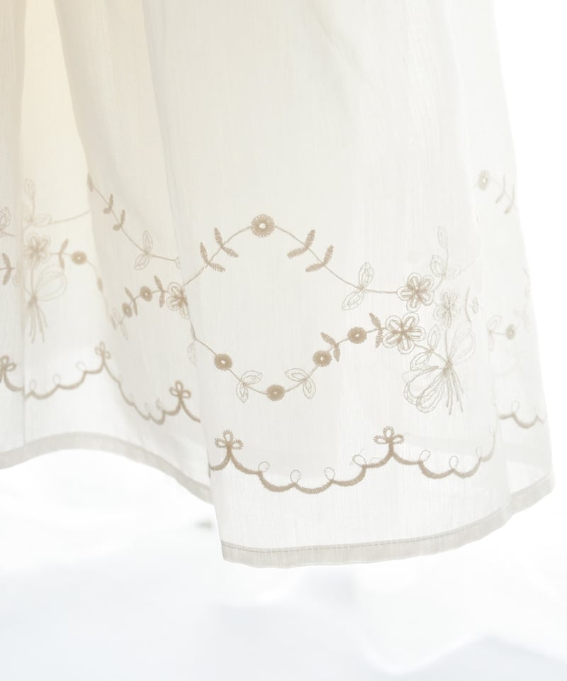 coto cotte 裾刺繍シアーパフワンピ 722-650000 | TAKARAYA ON