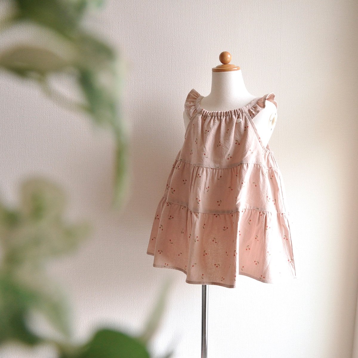 CHOCOCHIPCOOKIE さくらんぼ ジャンパースカート CHOCOCHIPCOOKIE サクランボ ジャンパースカート