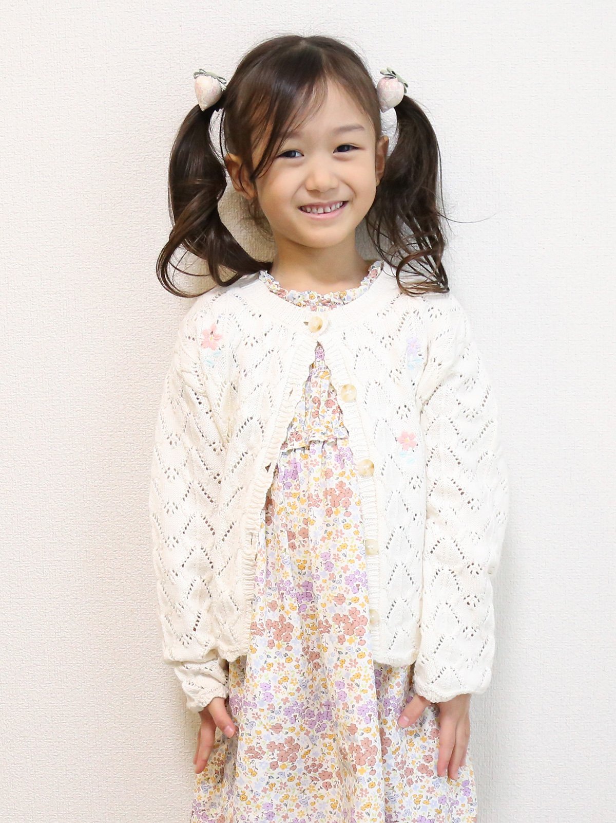 COTOO フラワー装飾 カーディガン美品 お値下げしました coto cotte 花刺繍透かし編みカーディガン 722-656055 | TAKARAYA