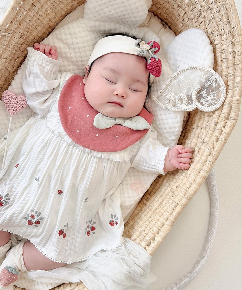 mocmof いちご ベビースタイ 622-554044 | TAKARAYA ONLINE