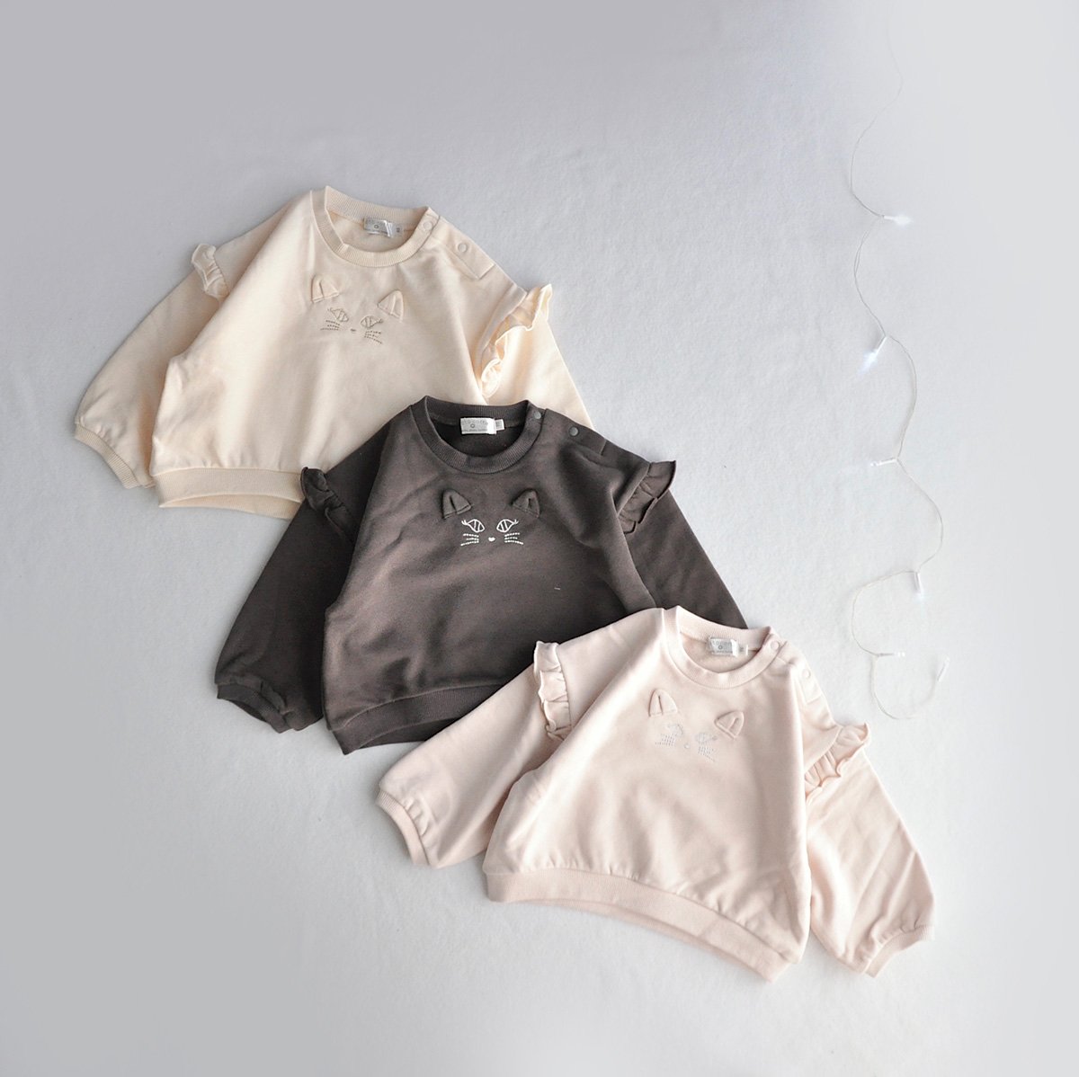 coto cotte ネコ刺繍ぽわんトレーナー 722-574005 | TAKARAYA