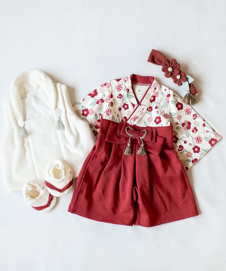 mocmof　袴 ロンパース ( うめ柄 )　622-556000