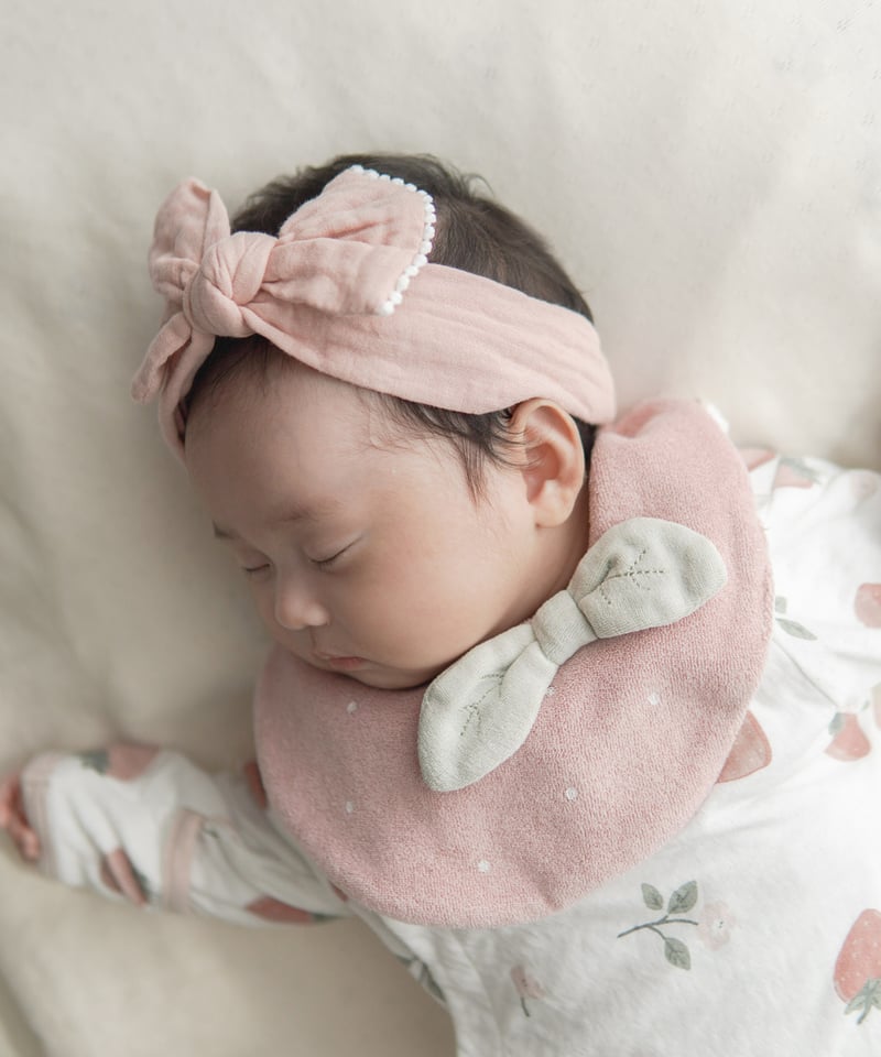 mocmof いちご ベビースタイ 622-554044 | TAKARAYA ONLINE