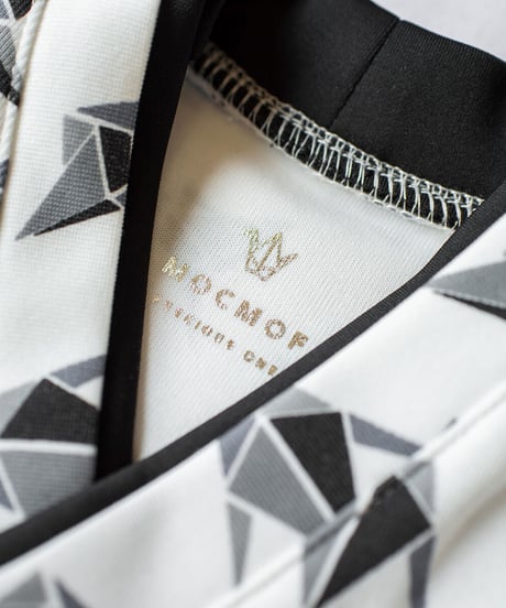 mocmof　袴ロンパース　622-356609　80cm