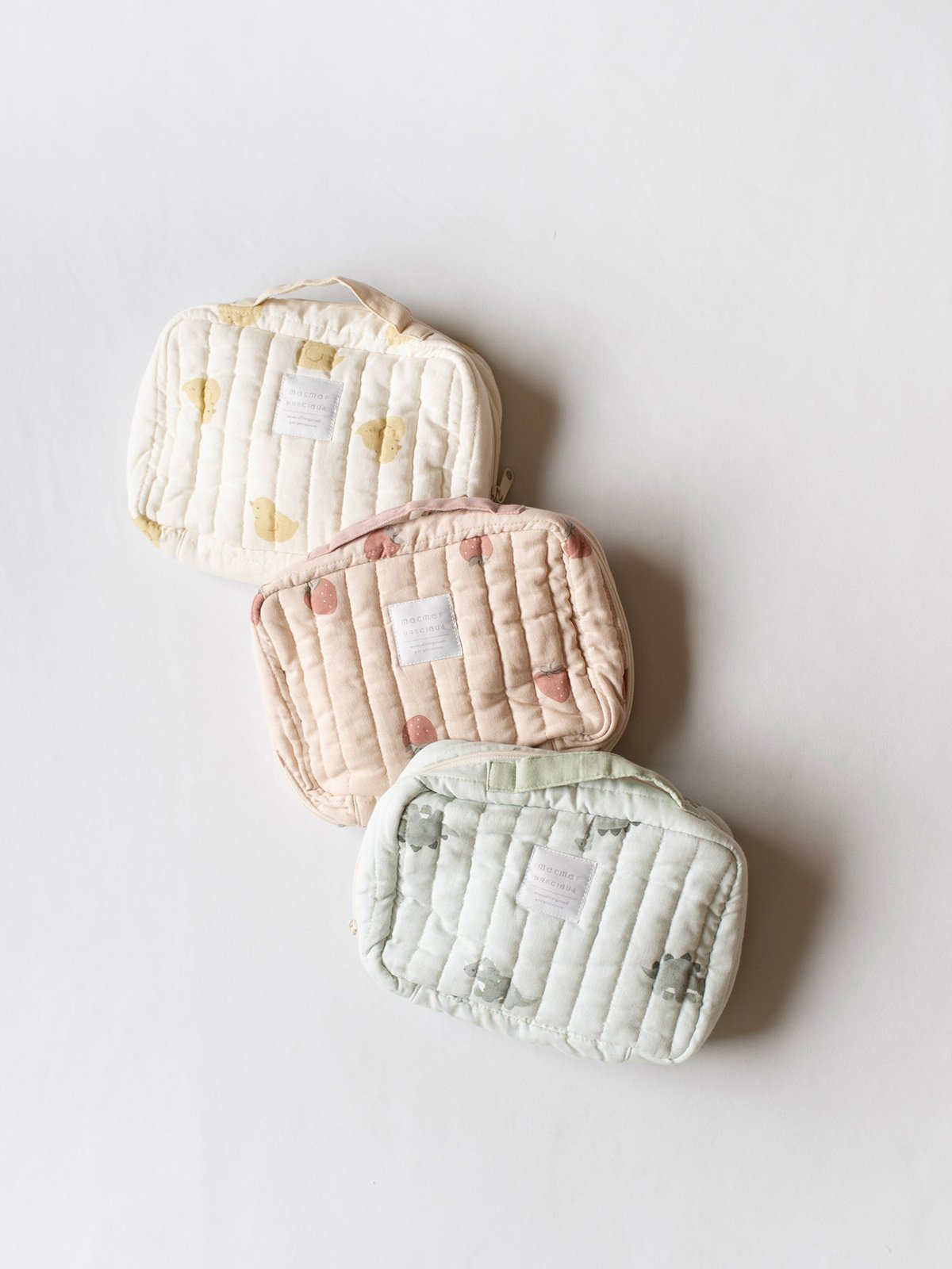 mocmof モスリンガーゼイブルおむつポーチ 622-651059 | TAKARAYA O