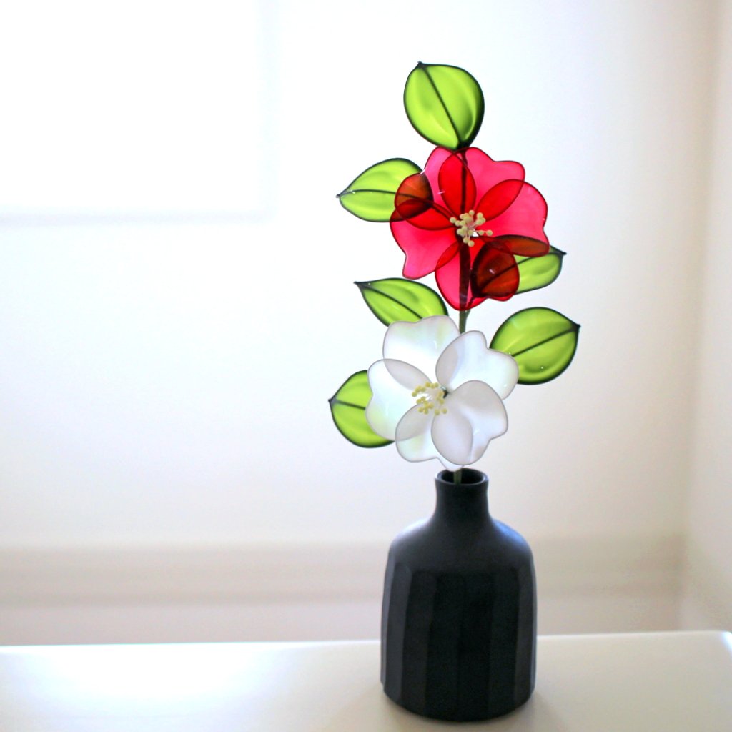 花瓶つき♪光に透ける椿〈Dip Art〉 | 透明創造室