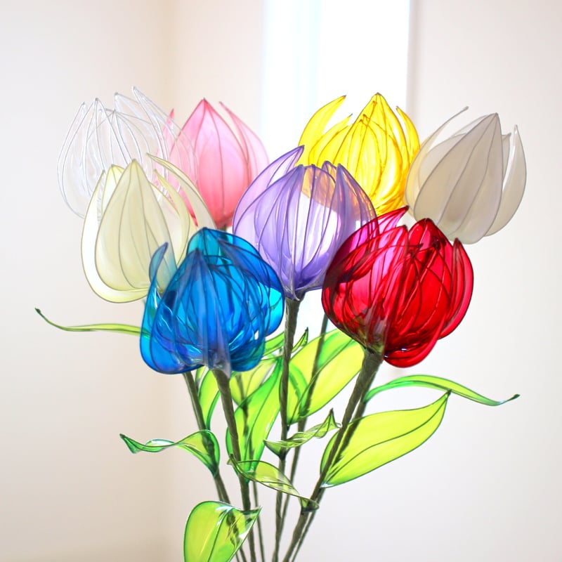 ガラスの花瓶つき♪光に透けるチューリップ〈Dip Art〉 | 透明創造室