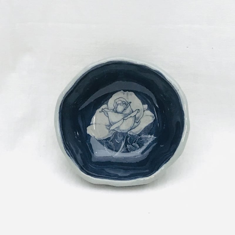 手びねり豆皿3点セット【薔薇・B】 | 辻修窯
