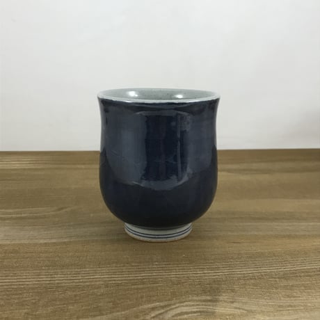 湯呑み【風に揺れる野の花（スイセン）】