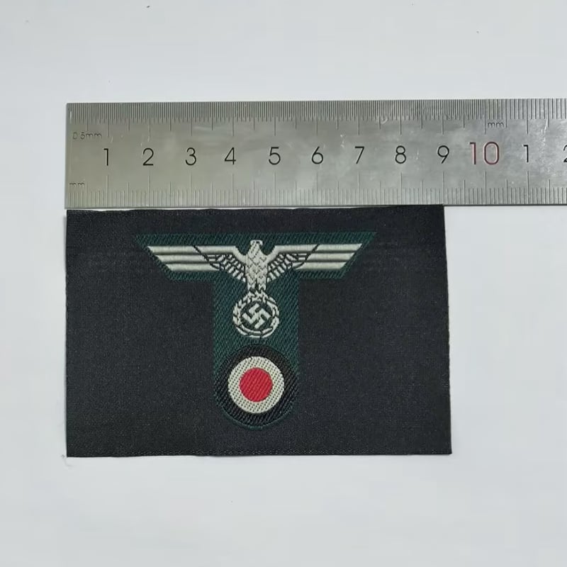WW2ナチスドイツ軍 国防軍 初期型 陸軍山岳帽用 T型BEVO帽章 鷲