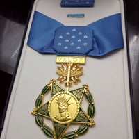 ブロンズメダル　アメリカ　銅メダル　アメリカ合衆国 アメリカ軍放出品 記章 ブロンズスターメダル 青銅星章 デッド