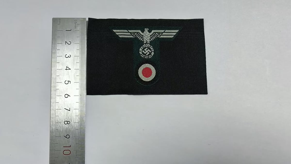 WW2ナチスドイツ軍 国防軍 初期型 陸軍山岳帽用 T型BEVO帽章 鷲