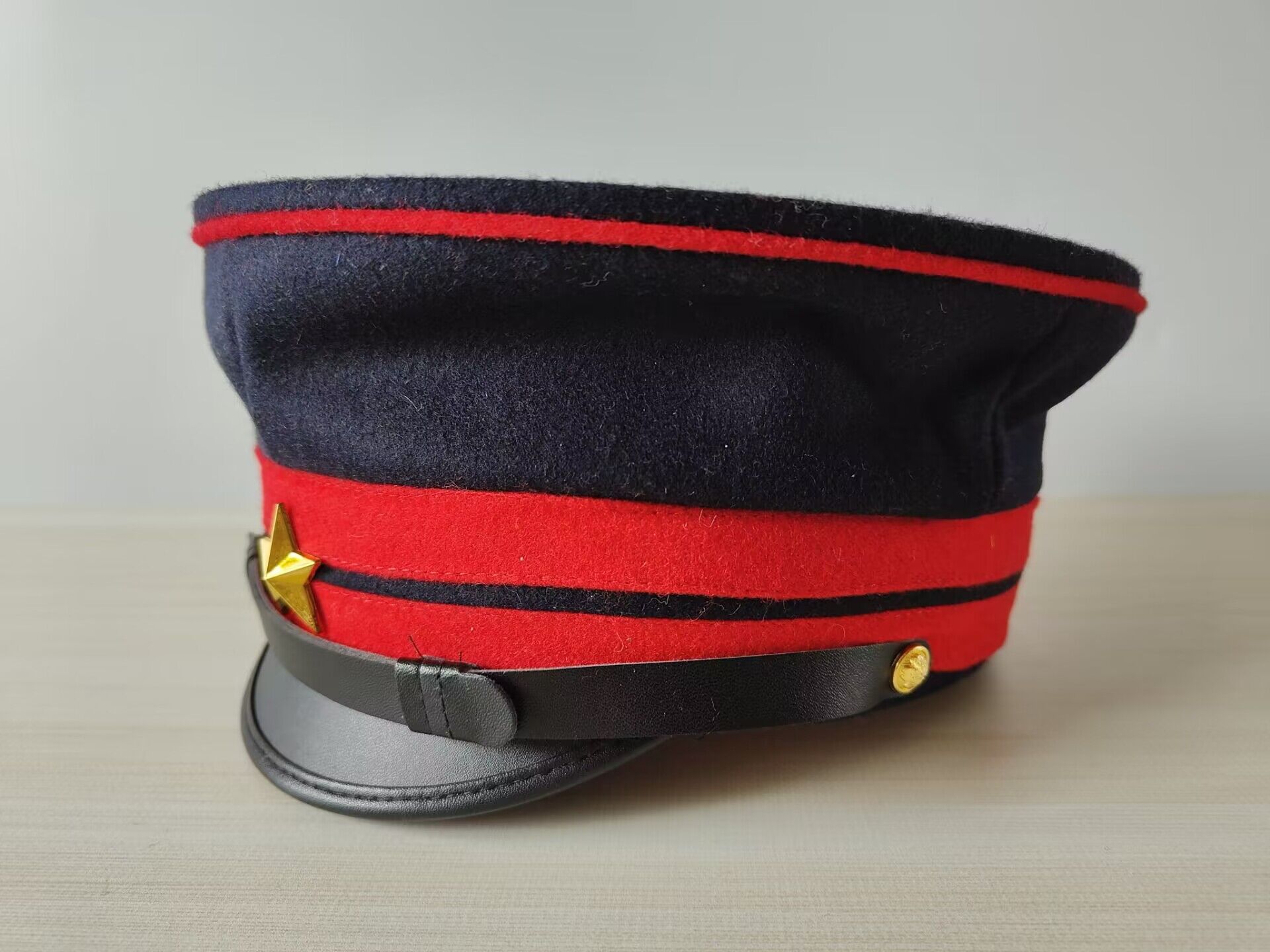 灰*ん様 旧日本軍 制帽 将校用 [高級レプリカ] 明治19年 二種 赤 騎兵 尉官用軍帽 制帽 大日本帝国陸軍 明治十九年