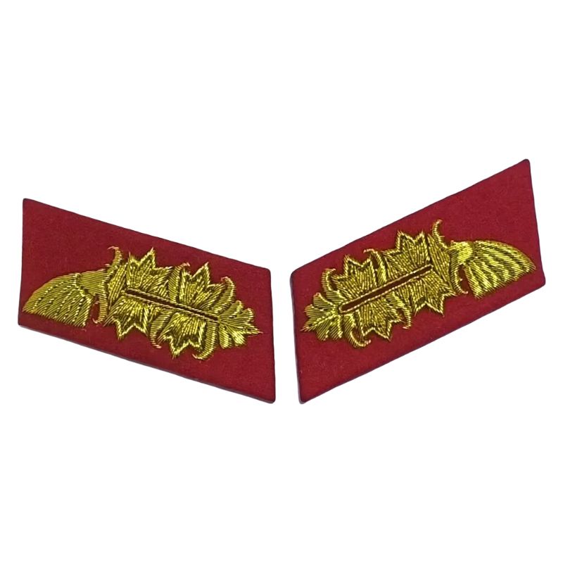 ⊞ドイツ軍＊勲章/徽章＊将官襟章（ＣＯＰＹ/複製品） WW2 ナチスドイツ軍 陸軍将官襟章 金モール刺繍 精密複製