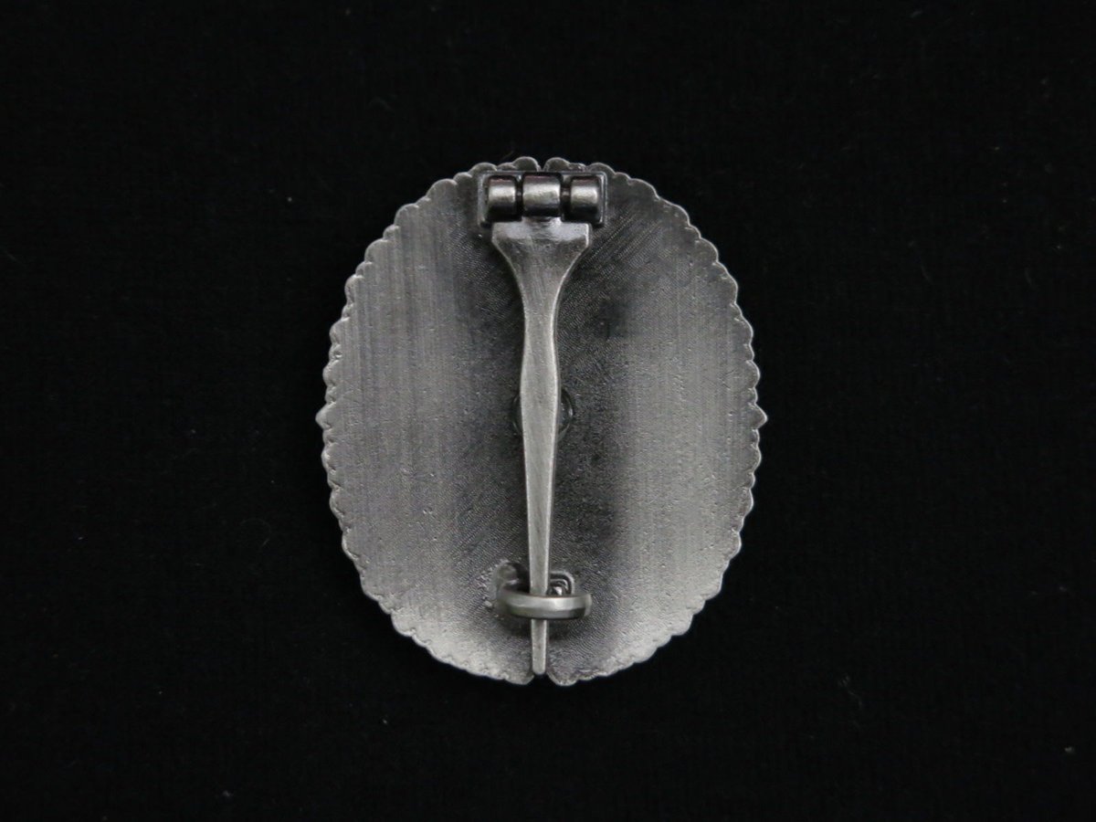 旧日本軍 陸軍大学卒業バッジ 陸軍大学校卒業徽章 精密複製