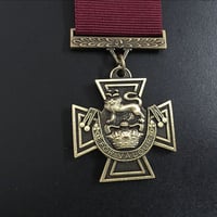 大英帝国　イギリス軍　勲章　最高位勲章　超激レア品　サバゲー　ヴィクトリア十字章 大英帝国勲章 CBE UK イギリス ナイト 騎士団 英国 精密複製