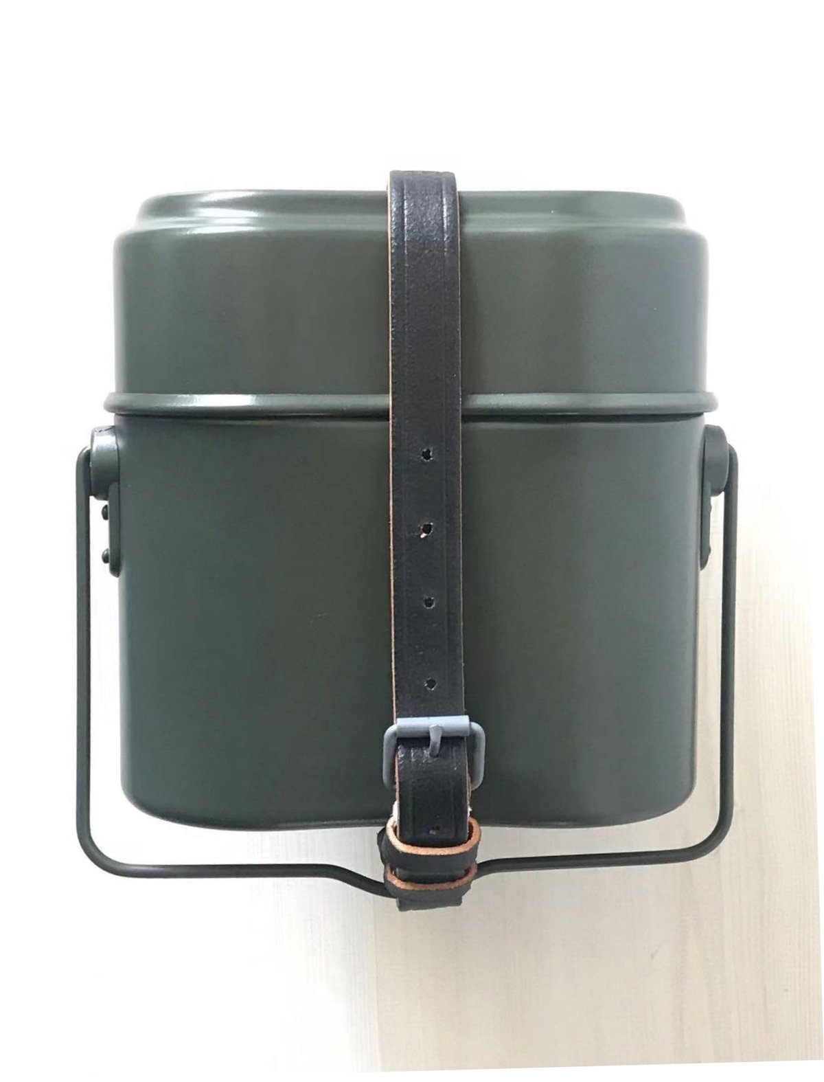 ドイツ軍　飯盒　飯盒さストラップ ドイツ軍 飯盒 飯盒さストラップ - メルカリ