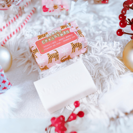 エンチャンティド クリスマス | ナチュラソープ | 石鹸 | 限定 | 150g 《 エスポル 》