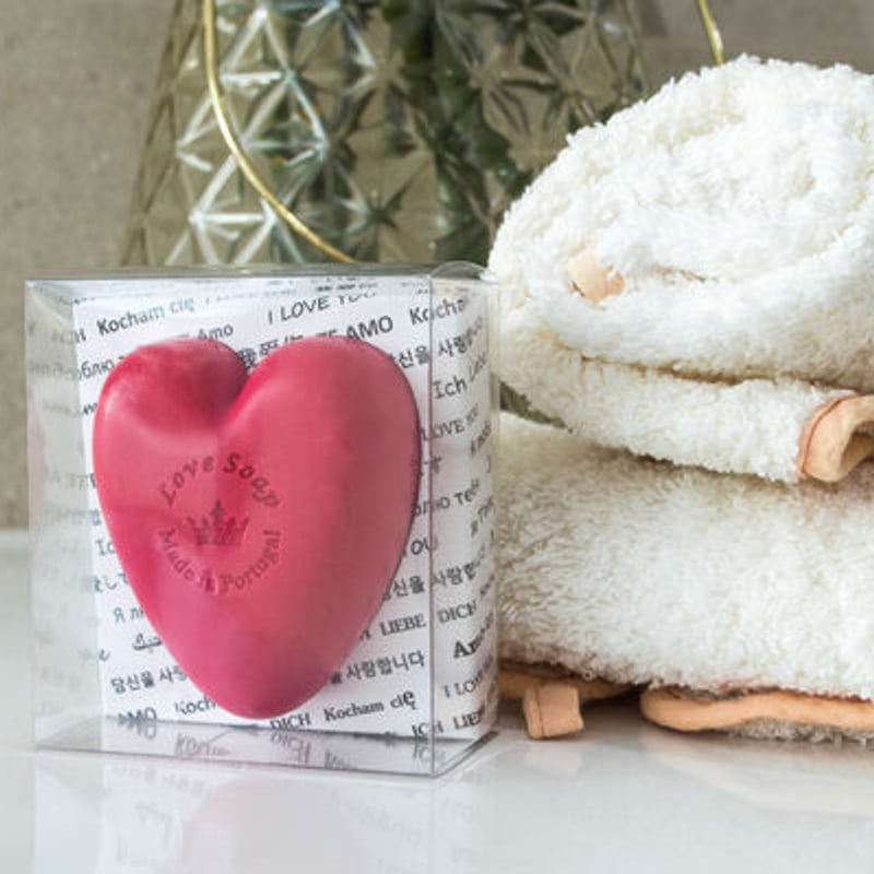 LOVE ラヴソープ クリアケース 150g / 固形石鹸【 Essencias de Por