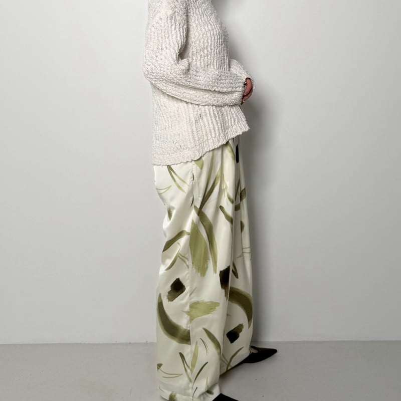 CHIGNON】サテンプリントパンツ | Selectshop shooby dooby