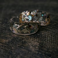 【en brace】wide shell bangle