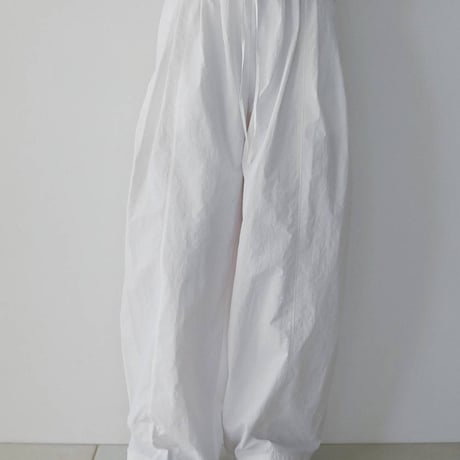 【anuke】 Volumetuck Cocoon Pants