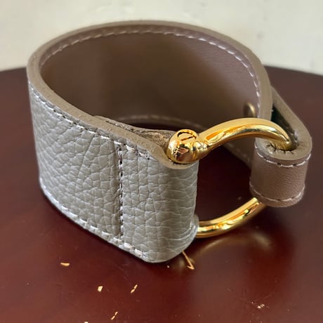 【ATELIER BRUGGE】　Horse shoe wide leather bracelet