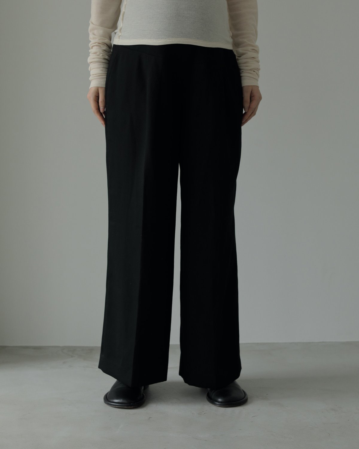 【マタニティパンツ】anuke Reha.Tuck Wide Pants ànuke online store（アンヌーク） / 【Reha.】Tuck Wide