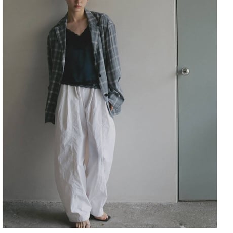 【anuke】 Volumetuck Cocoon Pants