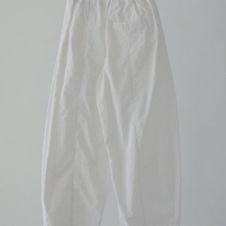【anuke】 Volumetuck Cocoon Pants