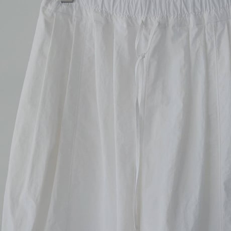 【anuke】 Volumetuck Cocoon Pants