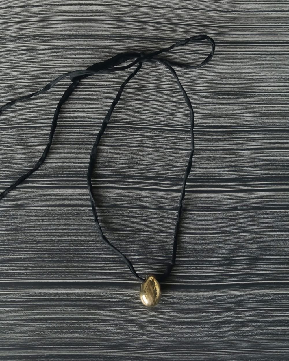 アンヌーク完売silkcord x parl necklace 新品 新品】anuke アンヌークSilkcord x Pearl Necklace