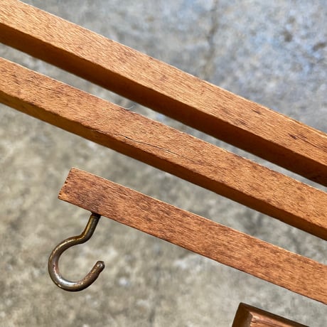 1920’s “Holdsmore Hanger” ウォールハンガーラック