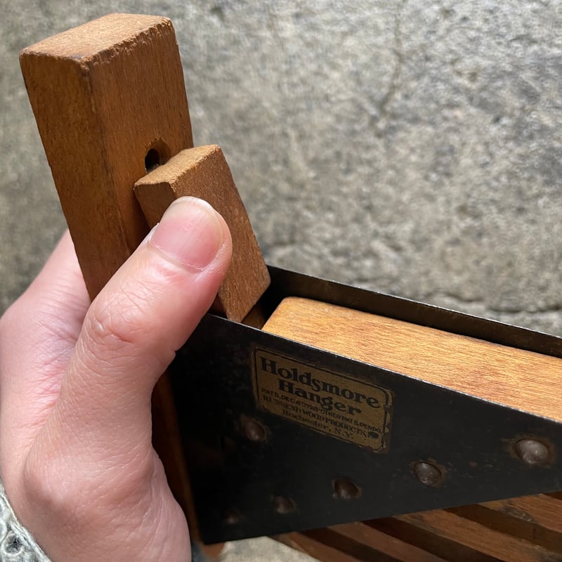 1920's “Holdsmore Hanger” ウォールハンガー | 7miles fro