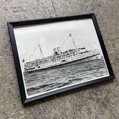 1940’s 古写真 額装 “COLONIAL LINE”