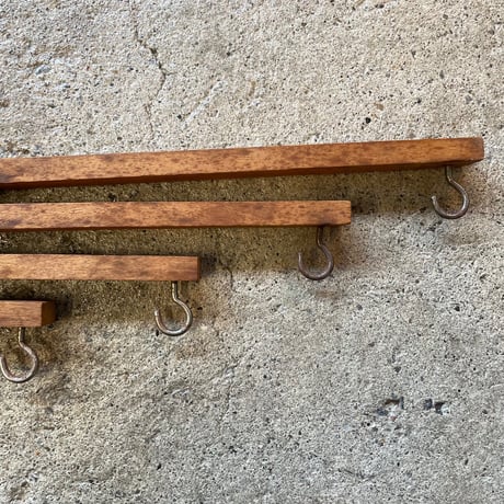 1920’s “Holdsmore Hanger” ウォールハンガーラック